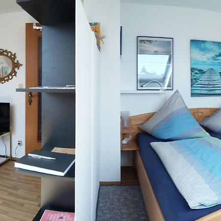 Zwei Ruhige, Private Gaestezimmer Nahe U-Bahn Apartment Nuremberg Bagian luar foto